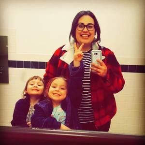 Meet your Posher, Elizabeth